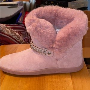 Pink Faux Fur Booties